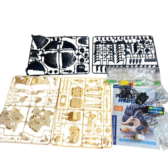 Thames & Kosmos My Robotic Pet Tumbling Hedgehog 172pc STEM Experiment Kit - Picture 4 of 9